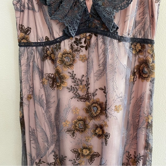 Sundance Lace Cardinal Embroidered Floral Dress - Picture 4 of 15